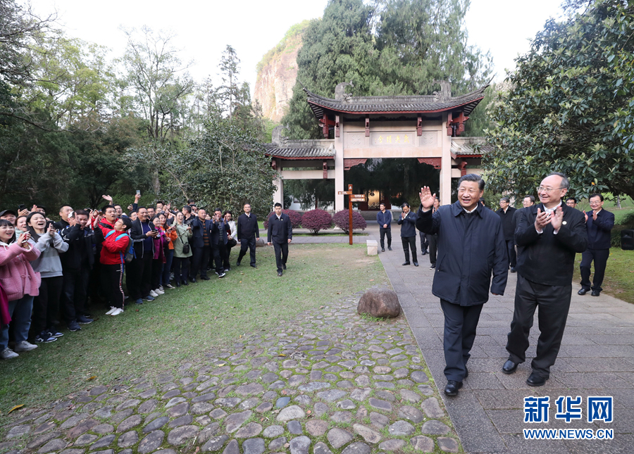 http://www.xinhuanet.com/politics/leaders/2021-03/25/1127254519_16166772255551n.JPG